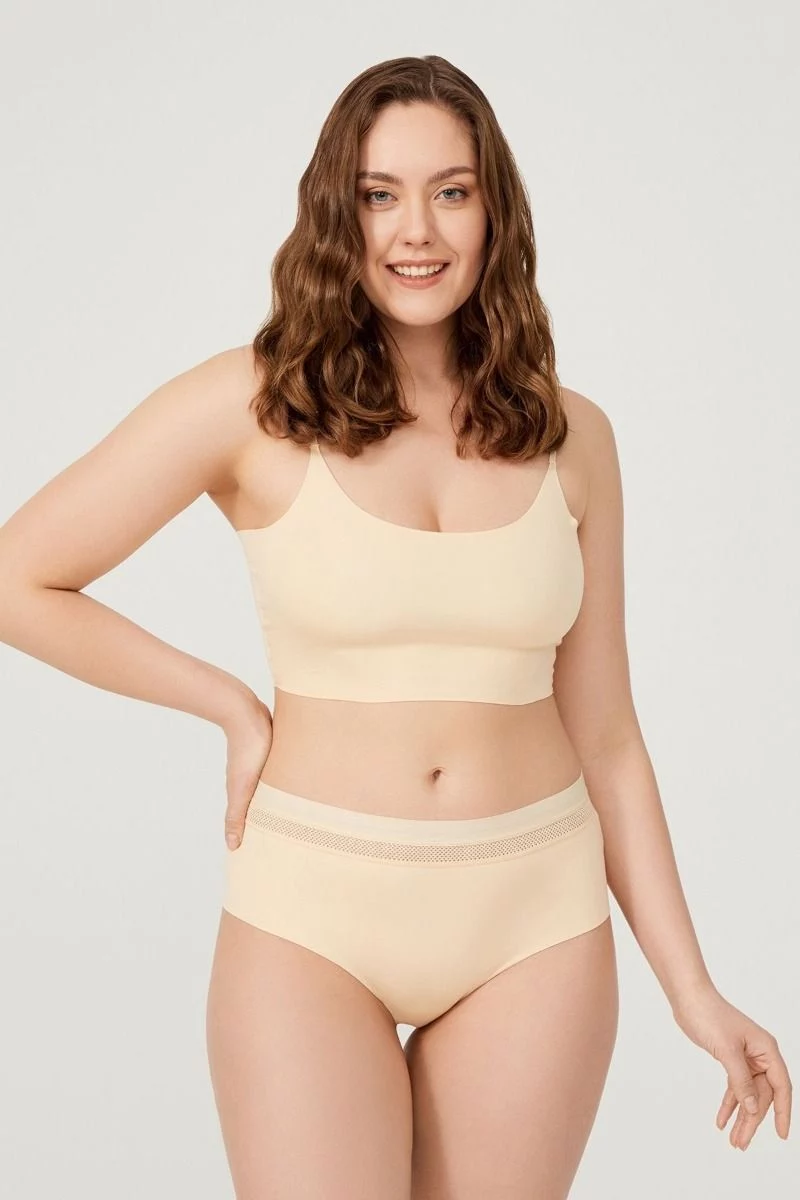 Slip Plus Size Laser Cut "CottonHill" ELIOT