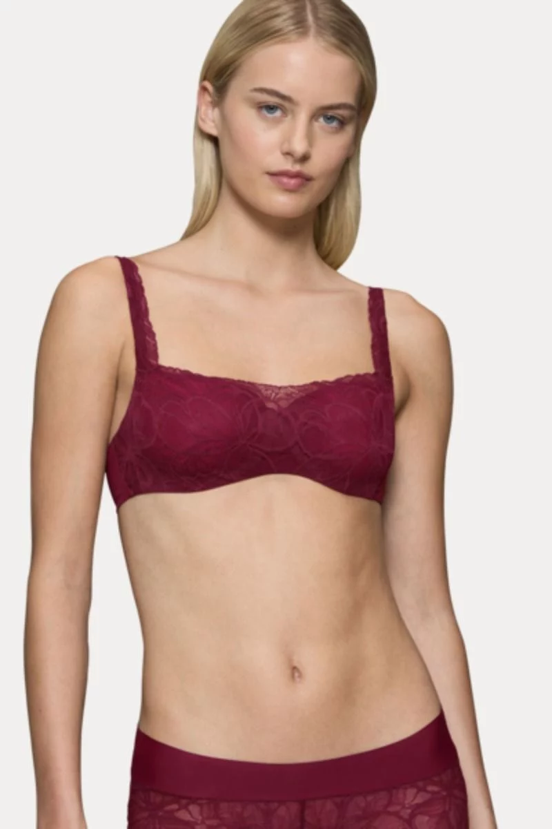 Σουτιέν "Triumph" BODY MAKE-UP ILLUSION LACE BALCONETTE 