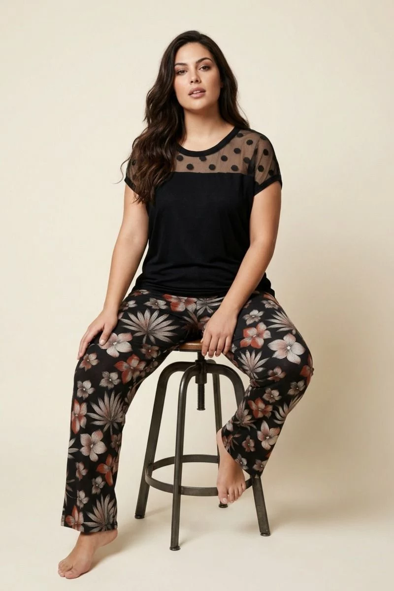 Γυναικεία Πιτζάμα Plus Size με λουλούδια με διαφάνεια βισκόζη
