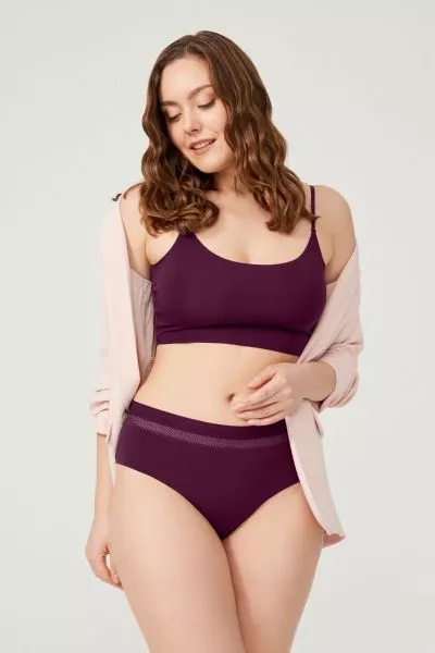 String Plus Size Laser Cut "CottonHill" ELIOT