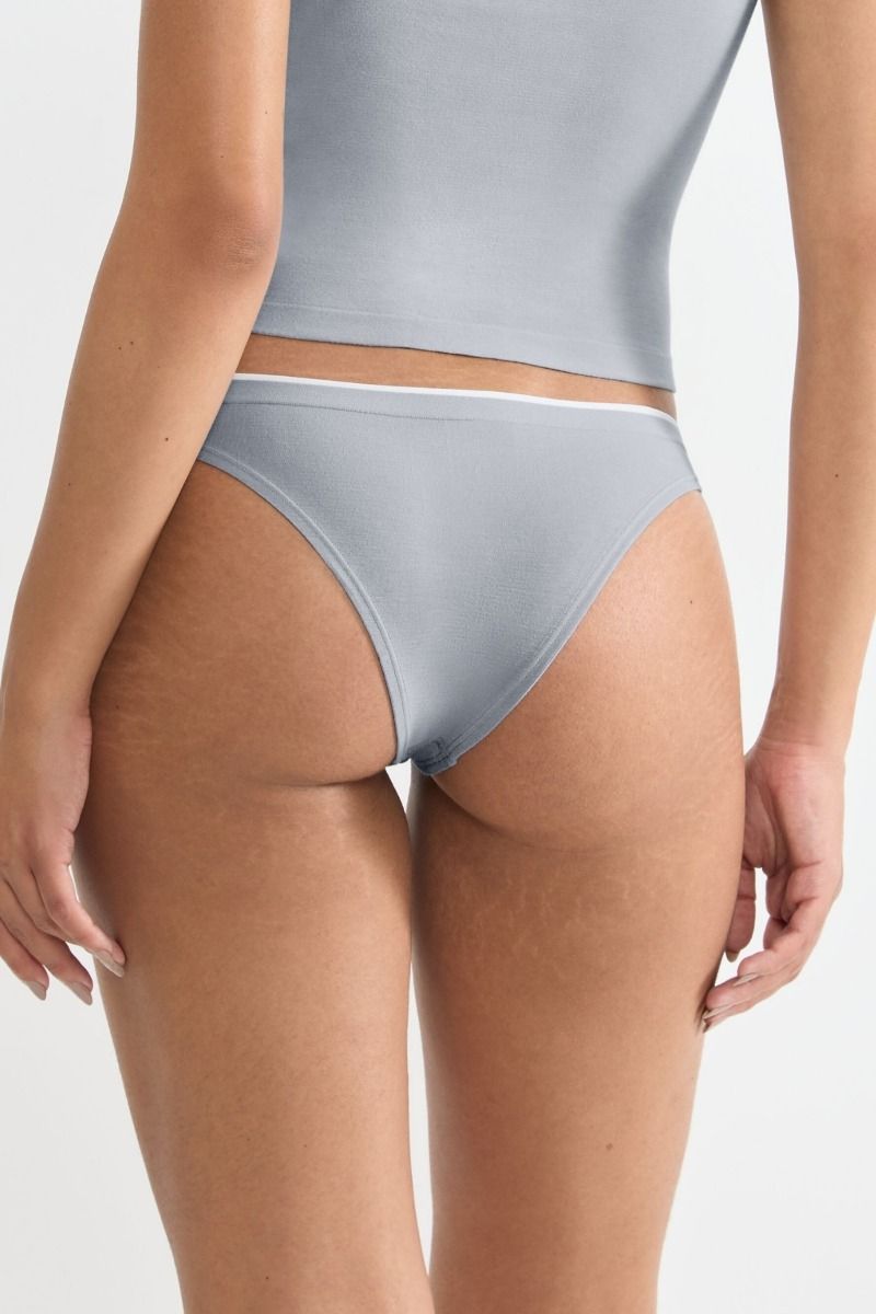 Γυναικεία εσώρουχα Slip "Sloggi" GO Sense Tanga 2 τεμάχια