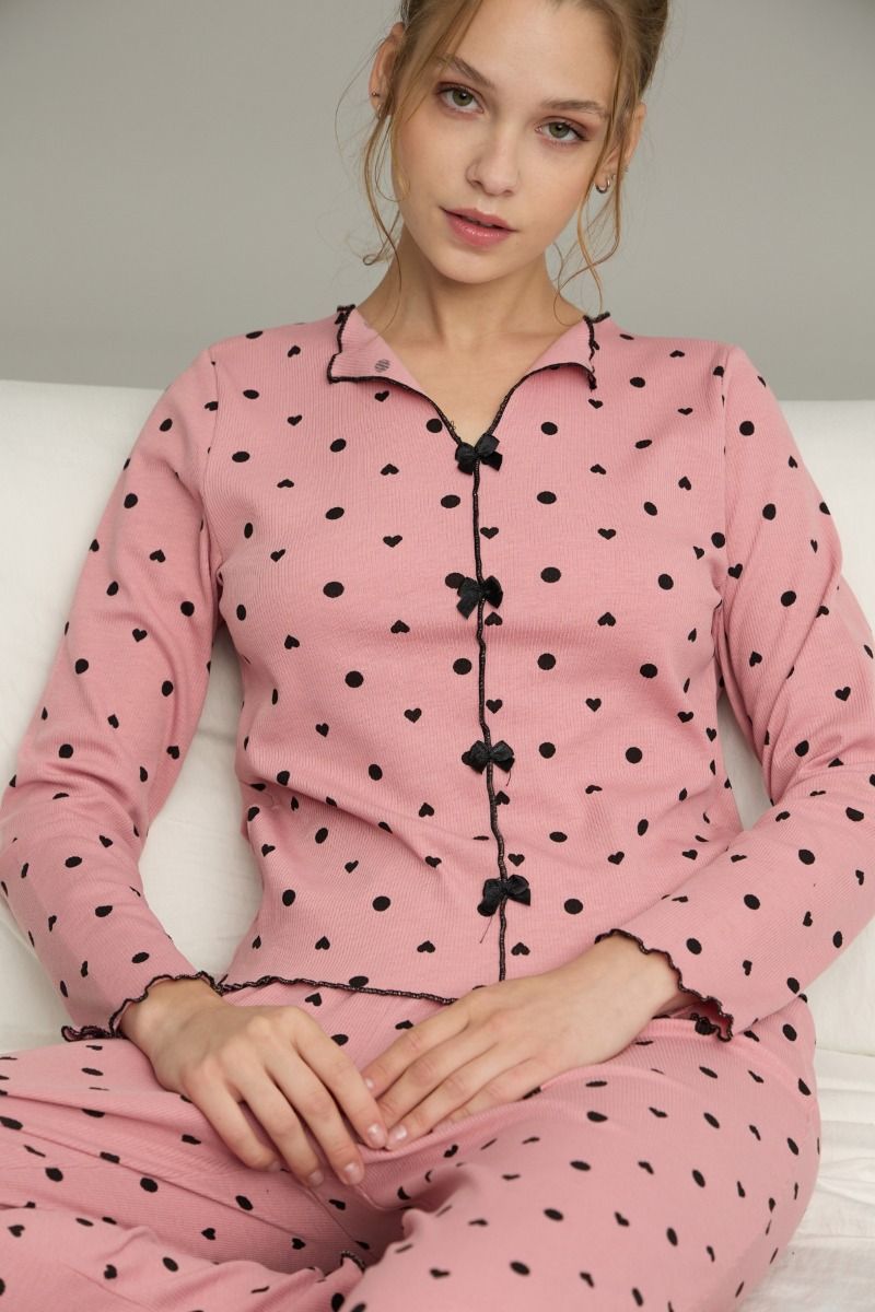 Γυναικεία Χειμωνιάτικη Πιτζάμα "siyah inci" ροζ πουά με φιογκάκια