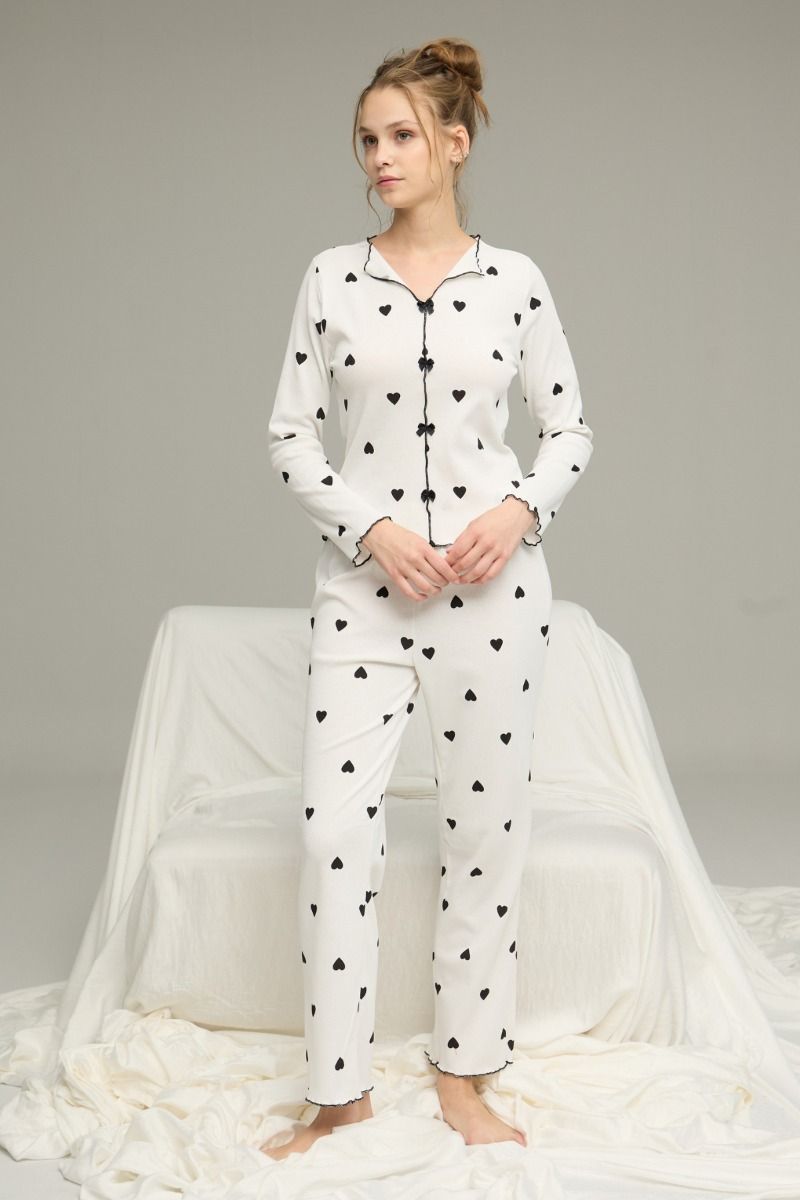 Γυναικεία Χειμωνιάτικη Πιτζάμα "siyah inci" άσπρο χρώμα με φιογκάκια