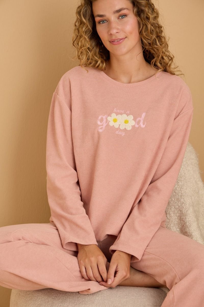 Γυναικεία Πιτζάμα homewear χειμωνιάτικη χρώμα πούδρας πετσετέ φλις επένδυση