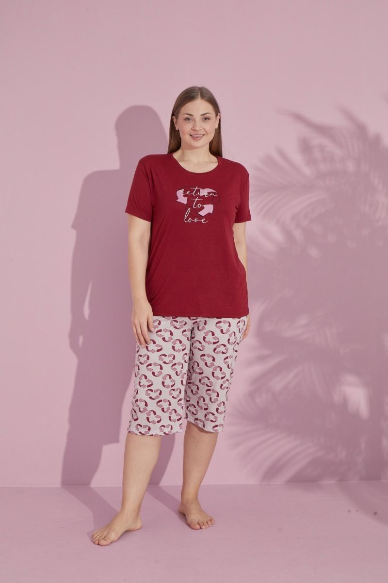 Πιτζάμα Plus Size Κάπρι "PijaMood" κοντομάνικη με σχέδια