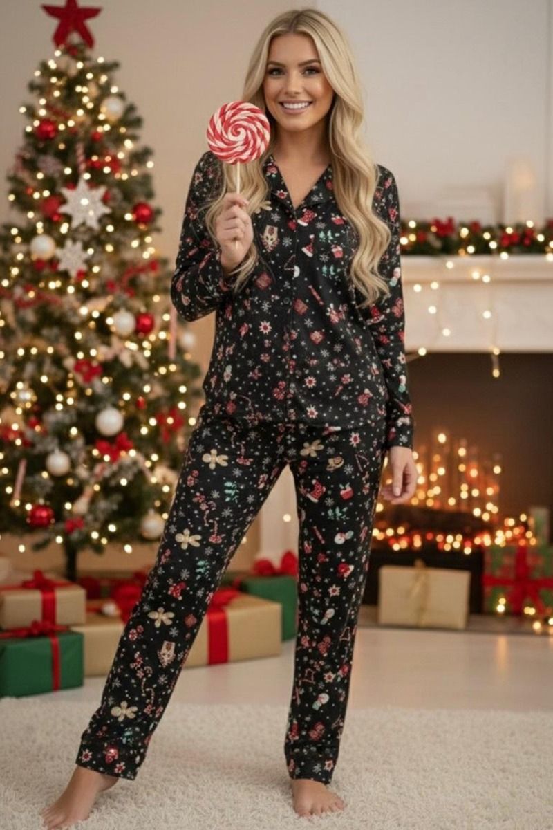 Γυναικεία Πιτζάμα Fleece σε μαύρο χρωμα με χριστουγεννιάτικα σχέδια