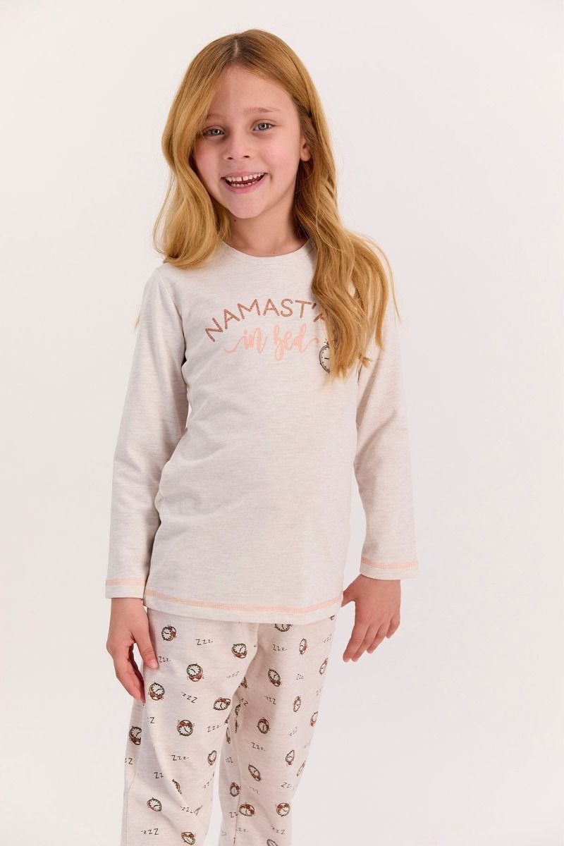 Χειμωνιάτικη πιτζάμα κοριτσίστικη με σχέδιο ξυπνητήρια βαμβακερή