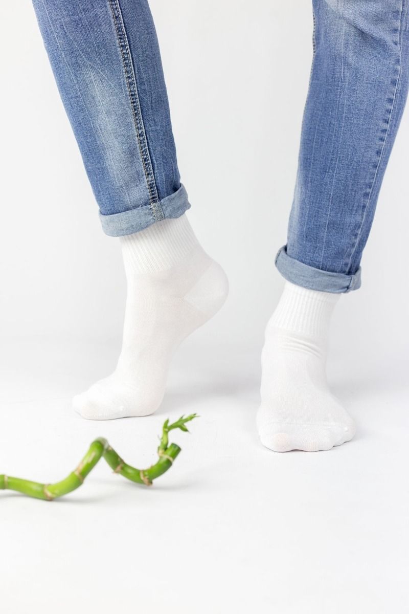 Ανδρικές Ημίκοντες Κάλτσες Bamboo Design TOTAL WHITE 3 ζευγάρια