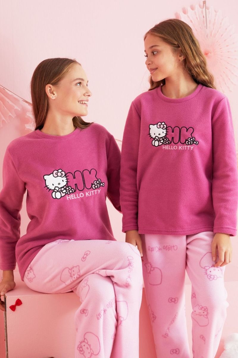 Γυναικεία Πιτζάμα φλις φούξια χρώμα hello kitty σχέδιο