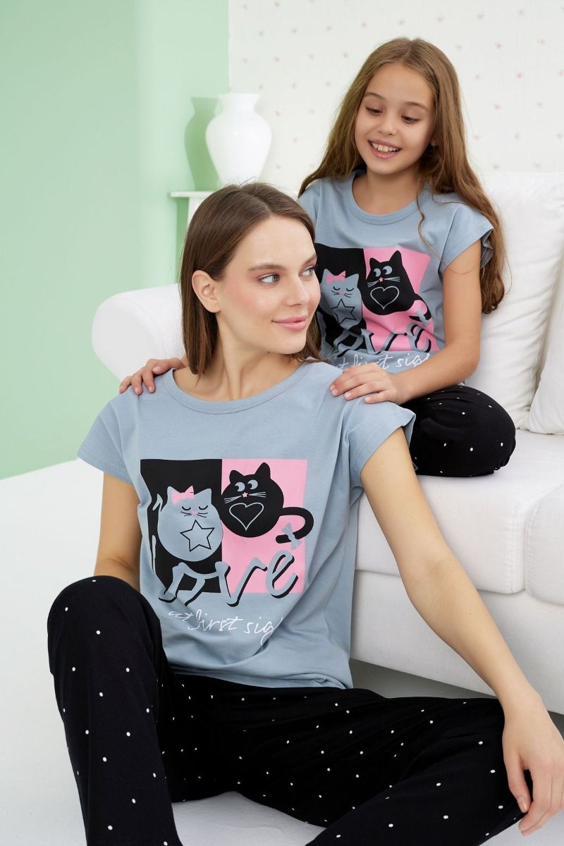 Παιδική κοριτσίστικη Πιτζάμα κοντομάνικη μπλούζα μακρύ παντελόνι