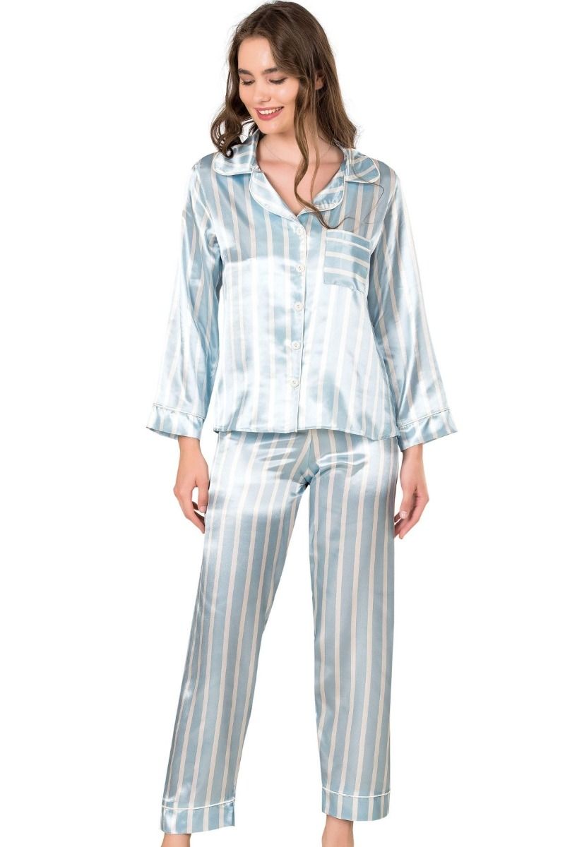 Γυναικεία σατέν πιτζάμα SECRET ριγε μακρυμανικη με γιακα