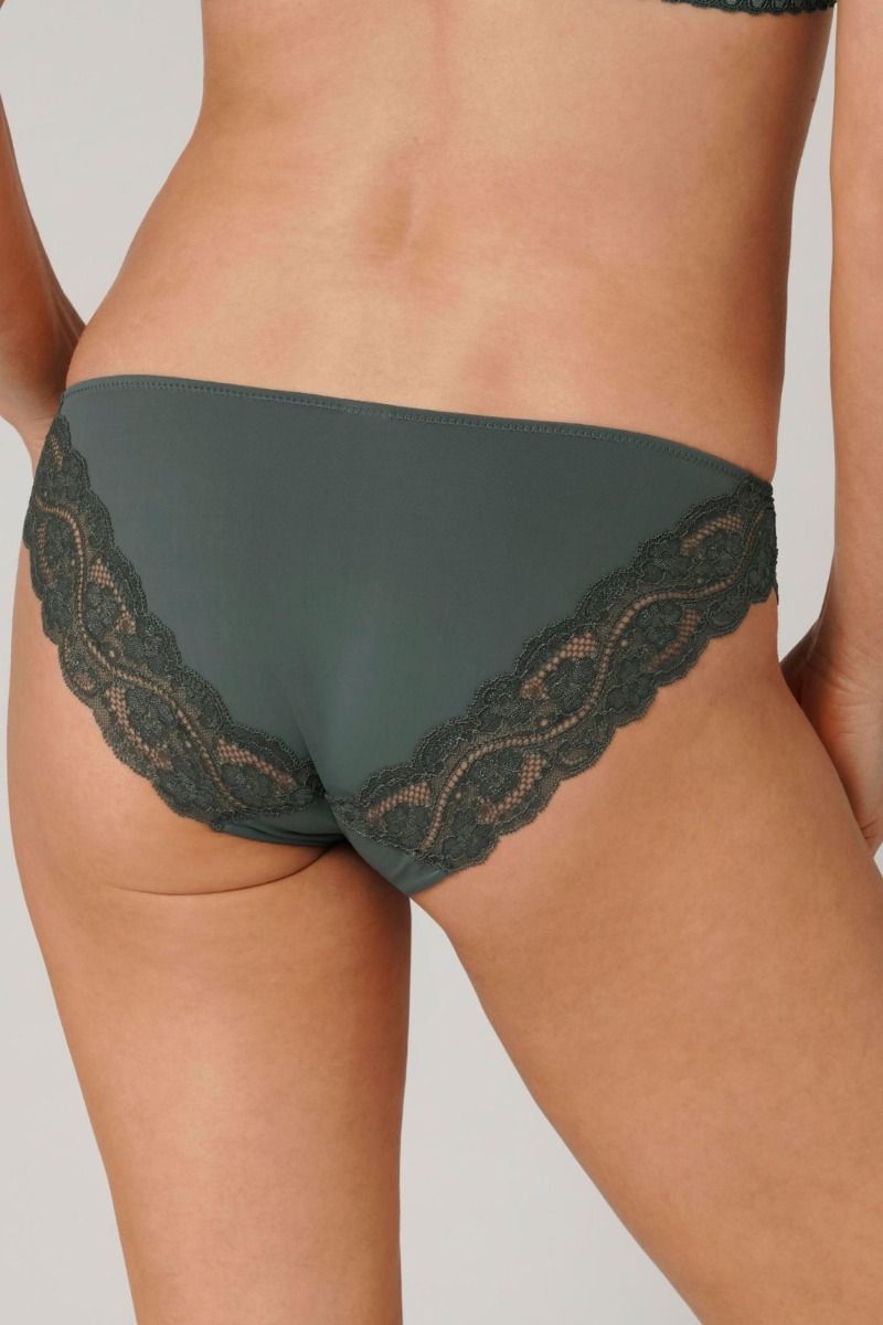 Γυναικείο εσώρουχο Triumph Lovely Micro Tai