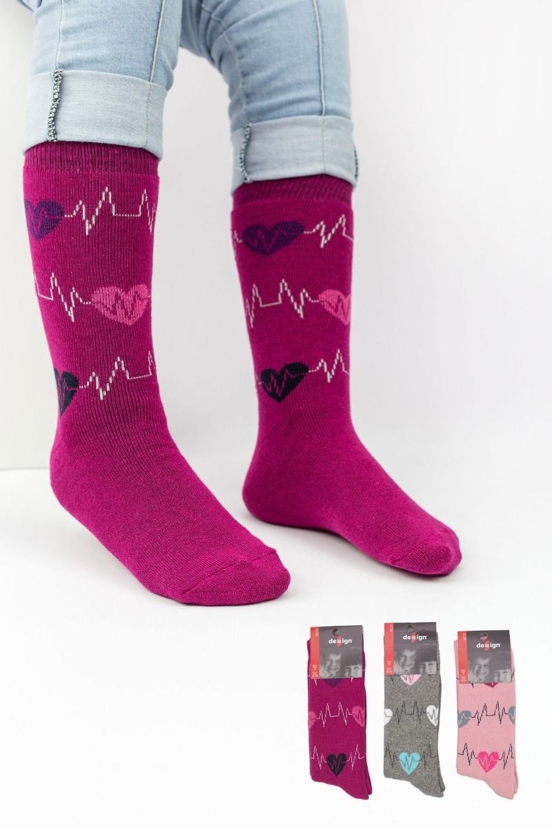 Κοριτσίστικες παιδικές κάλτσες με καρδιογράφημα σε 3 χρώματα πετσετέ