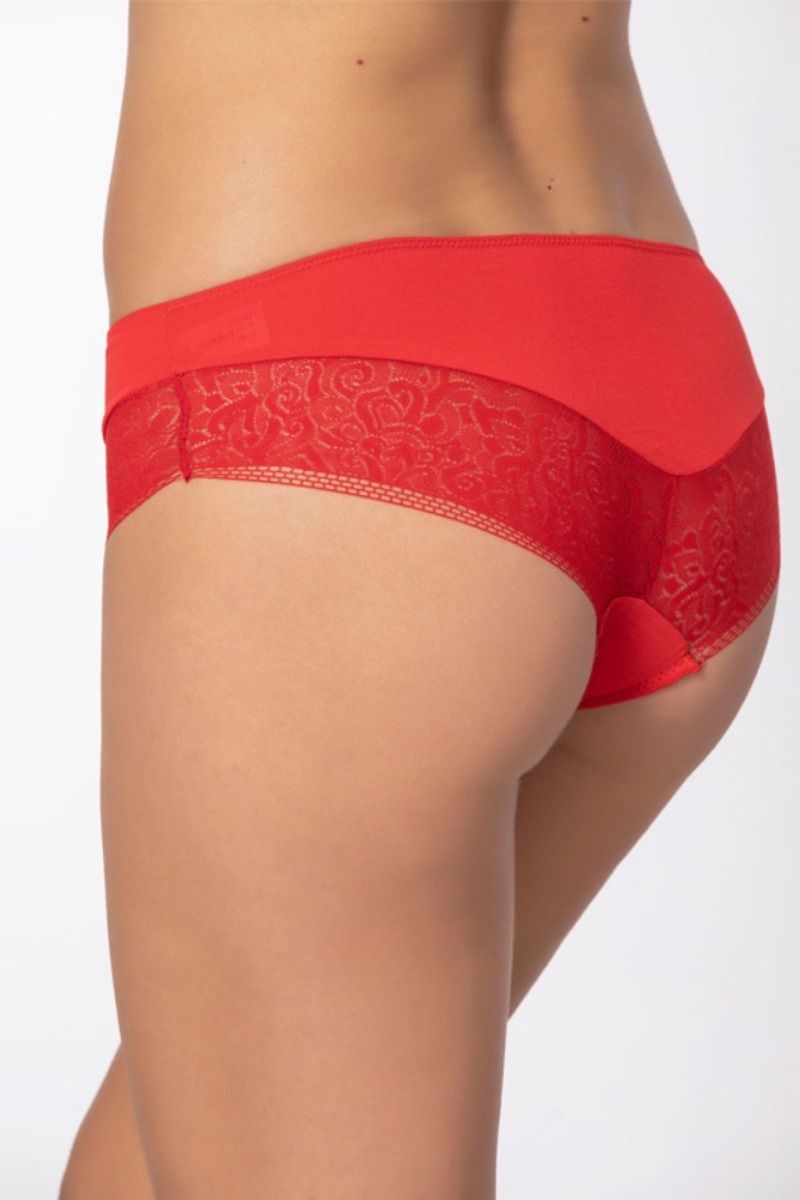 Brazillian "Norddiva" RITA