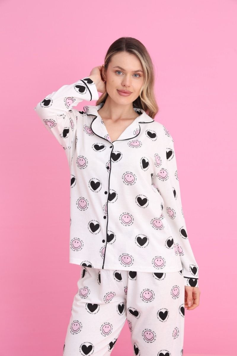 Γυναικεία Μακρυμάνικη Πιτζάμα με κουμπιά λευκή με σχέδια