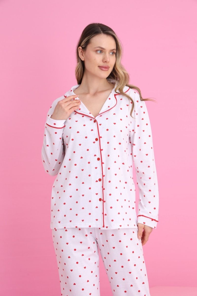 Γυναικεία Μακρυμάνικη Πιτζάμα "siyah inci" με κουμπιά λευκή καρδούλες