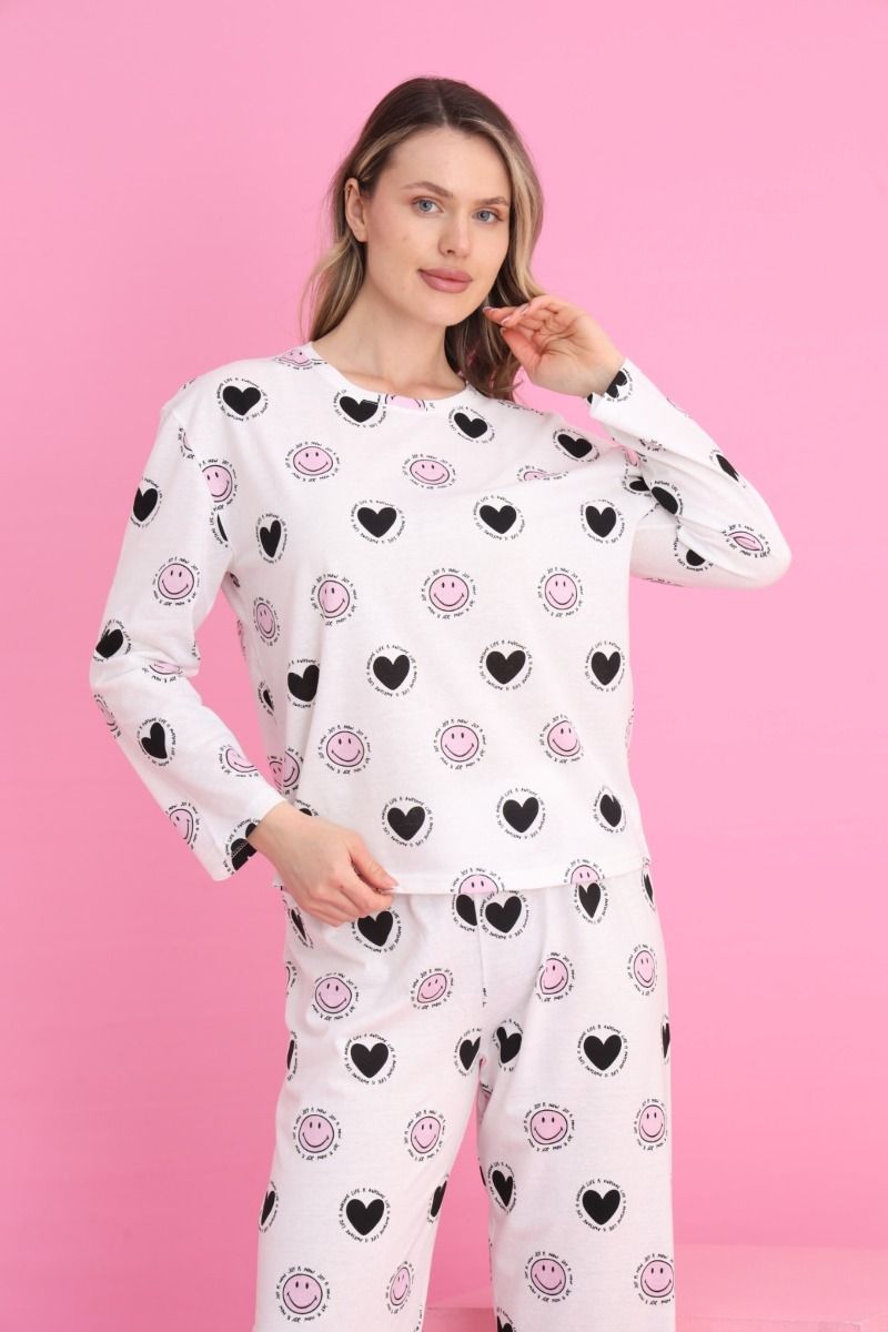 Γυναικεία Μακρυμάνικη Πιτζάμα "siyah inci" λευκό χρώμα με σχέδια