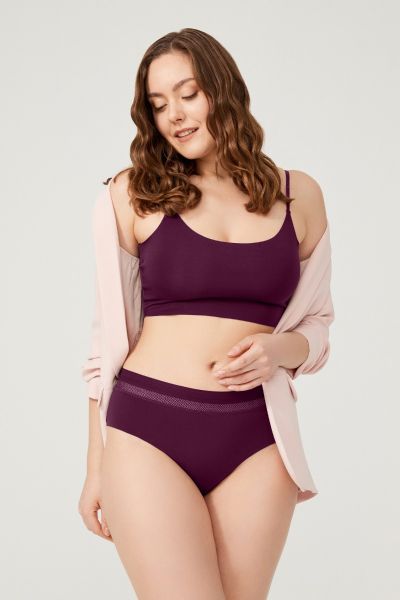 String Plus Size Laser Cut "CottonHill" ELIOT