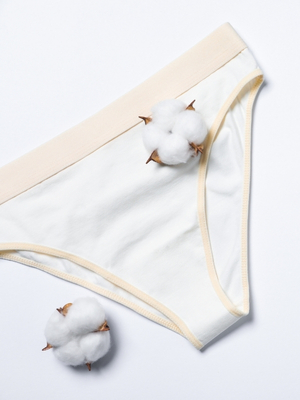 Γυναικεία βαμβακερά εσώρουχσ