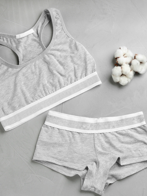 Γυναικεία βαμβακερά μπουστάκια και σλιπ