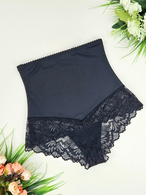 Γυναικεία εσώρουχα με δαντέλα Γυναικεία εσώρουχα με δαντέλα