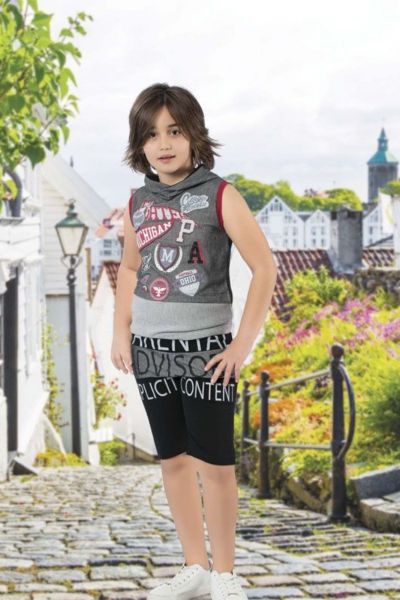 Παιδική φόρμα για αγόρι με κουκούλα αμάνικο σορτσάκι σχέδια