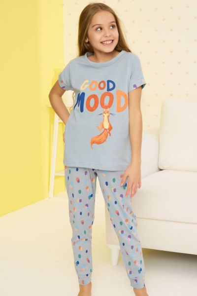 Παιδική Πιτζάμα με πολύχρωμα σχέδια κοντομάνικη με μακρύ παντελόνι