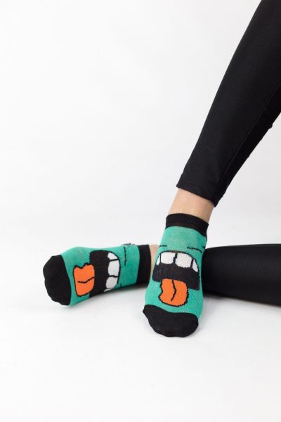 Γυναικείες κάλτσες σοσόνια Modernty FACES 4 ζευγάρια