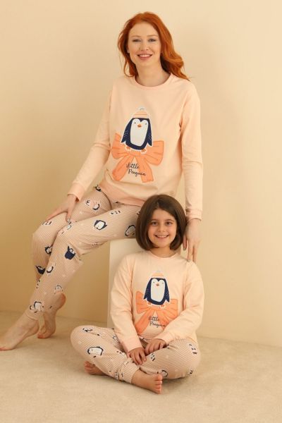 Χειμωνιάτικη κοριτσίστικη παιδική πιτζάμα βαμβακερή με σχέδιο πιγκουίνους